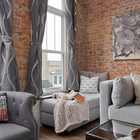 Spacious Luxury Apt In Historic Downtown - Oh Amish Country Millersburg Esterno foto